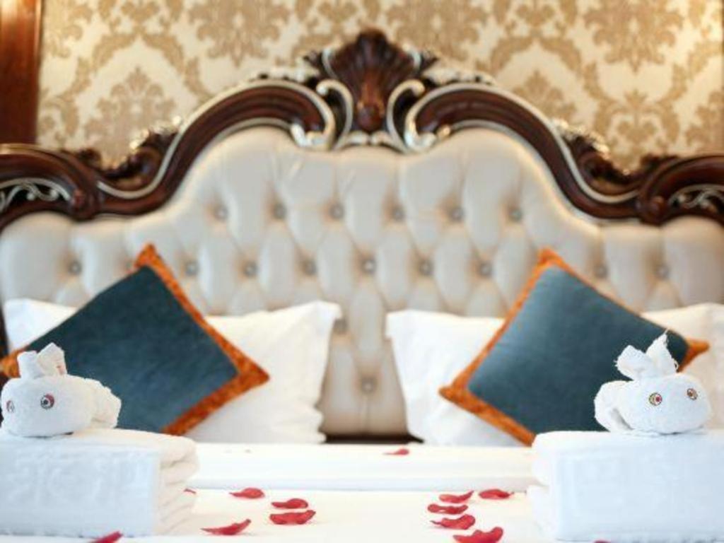 Chengdu French Theme Gold Palace Esterno foto