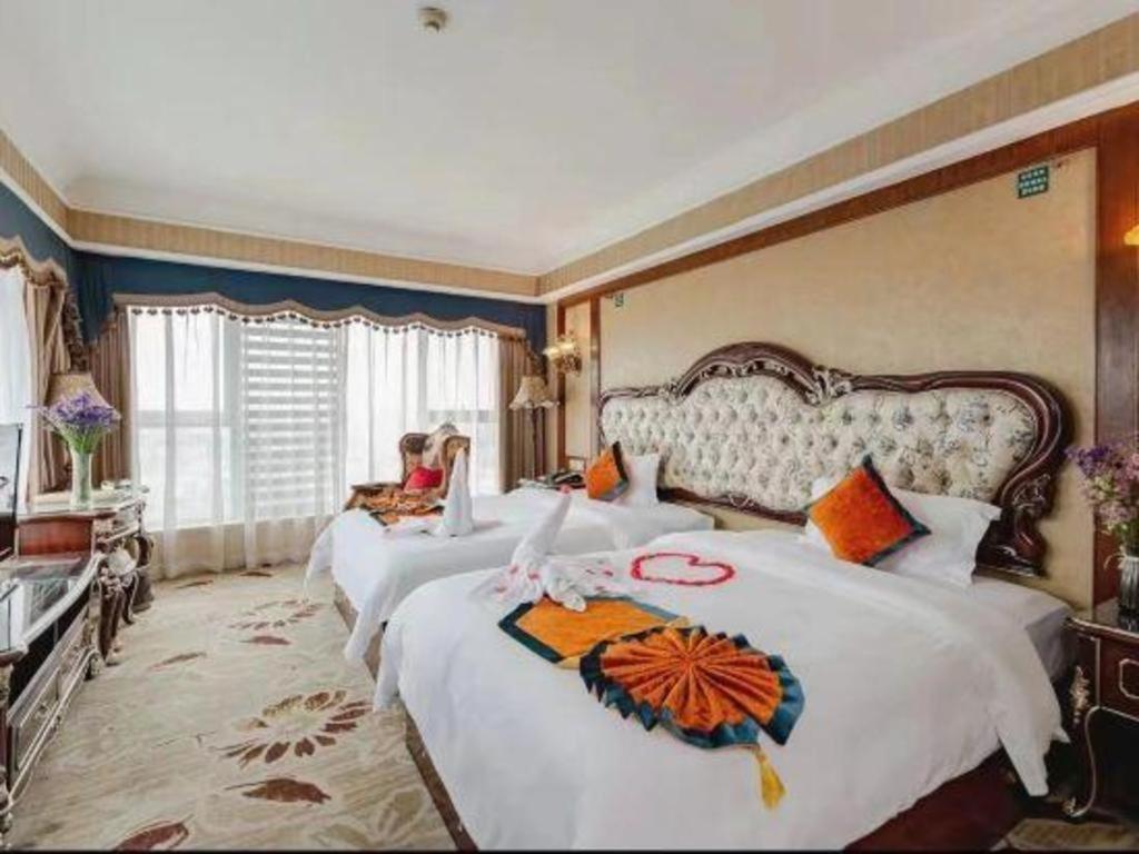 Chengdu French Theme Gold Palace Esterno foto