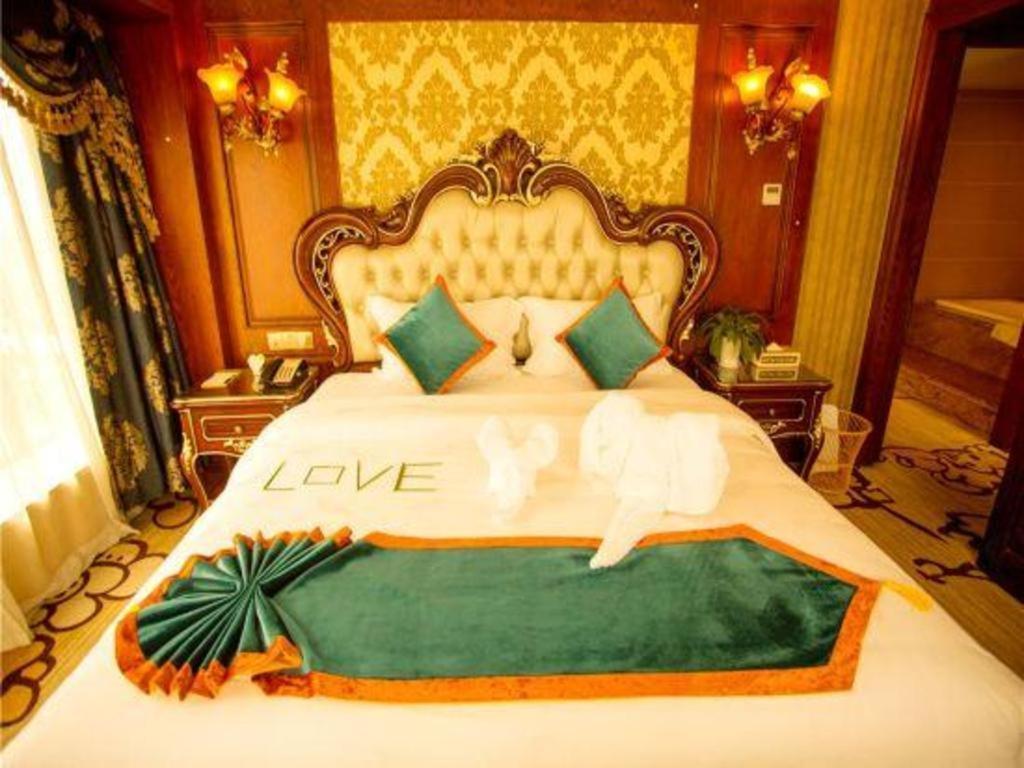 Chengdu French Theme Gold Palace Esterno foto