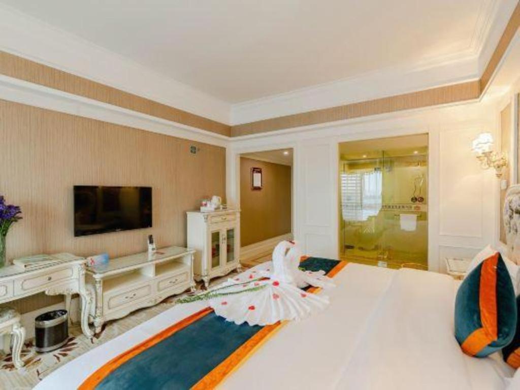 Chengdu French Theme Gold Palace Esterno foto