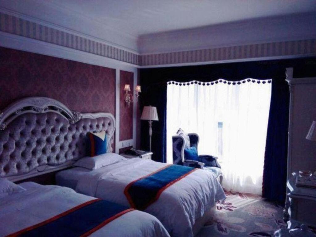 Chengdu French Theme Gold Palace Esterno foto