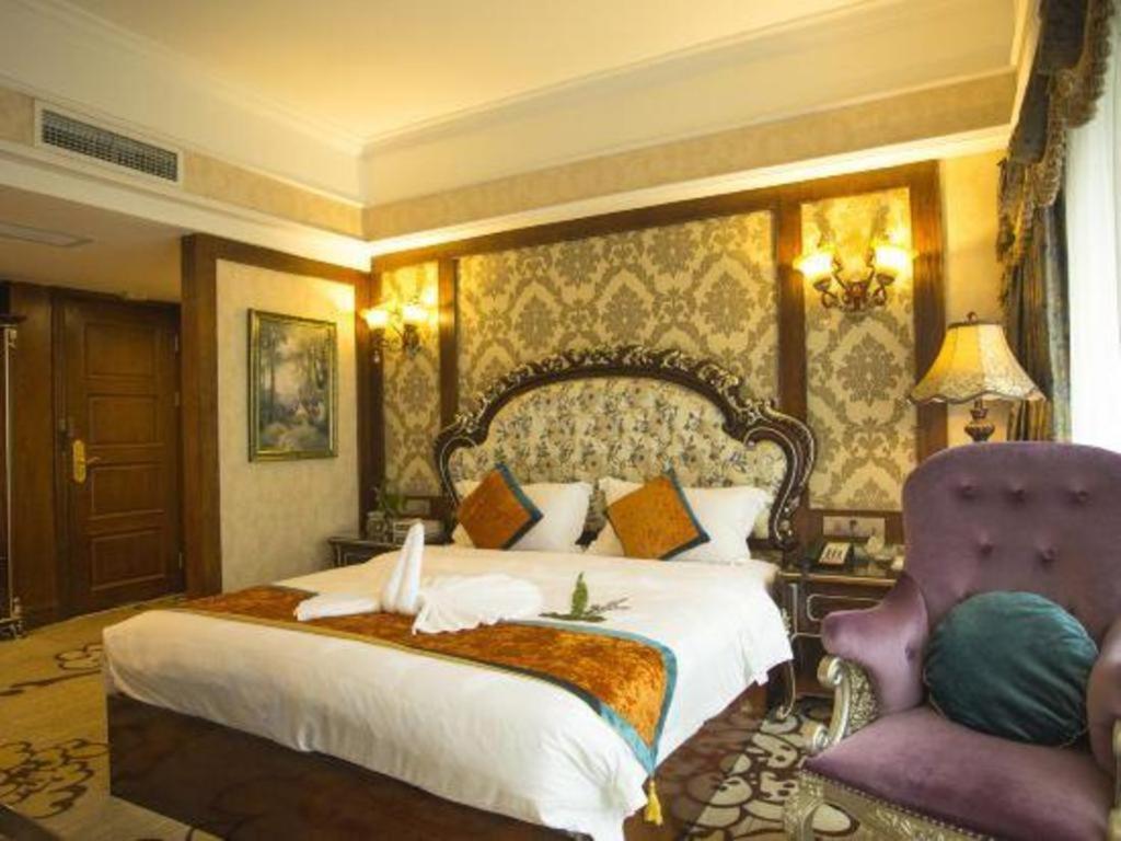 Chengdu French Theme Gold Palace Esterno foto