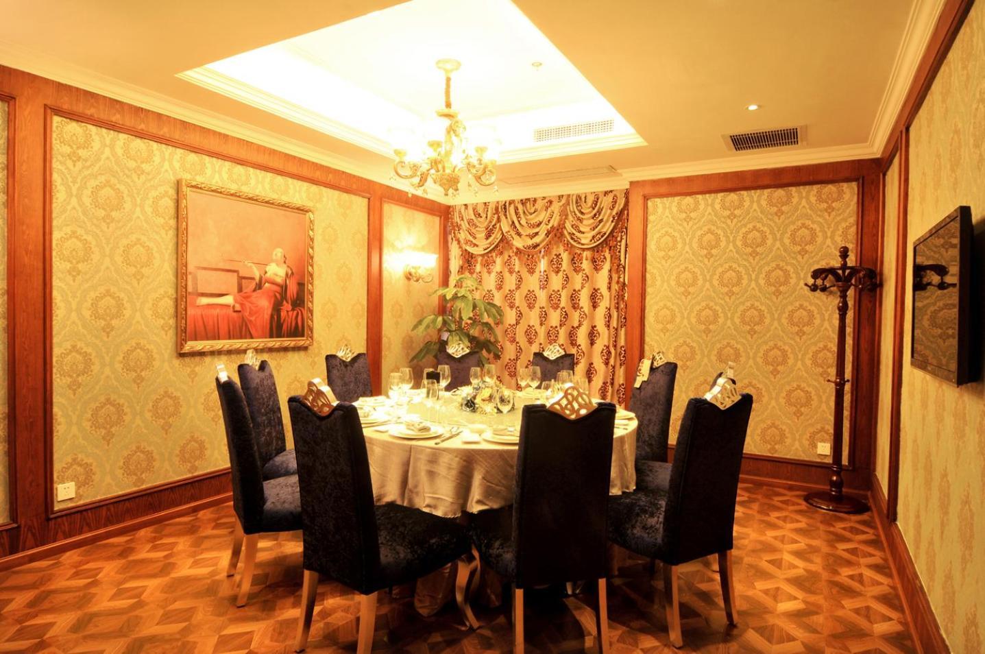 Chengdu French Theme Gold Palace Esterno foto